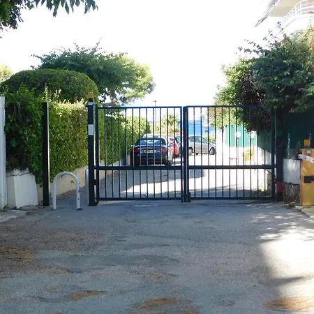 Superb T4 'port Aubernon' With Sea View Air Conditioningparking And Pool * 앙티브