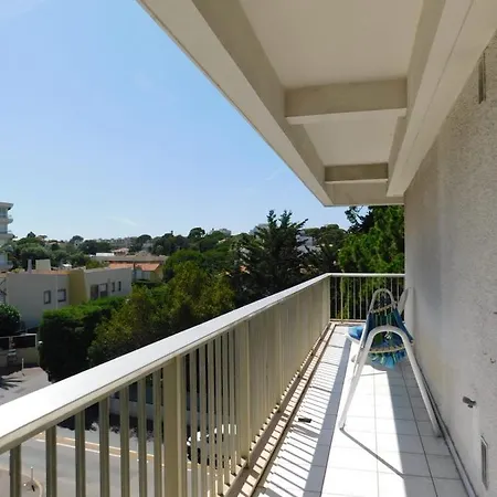 Superb T4 'port Aubernon' With Sea View Air Conditioningparking And Pool Antibes