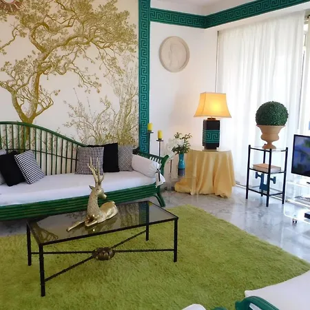 Superb T4 'port Aubernon' With Sea View Air Conditioningparking And Pool Daire Antibes